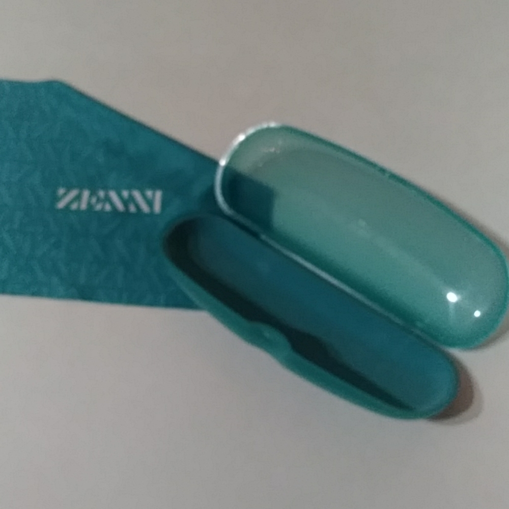 Nice Glasses case